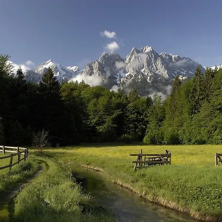 شقة Ferienappartment Zuerker *